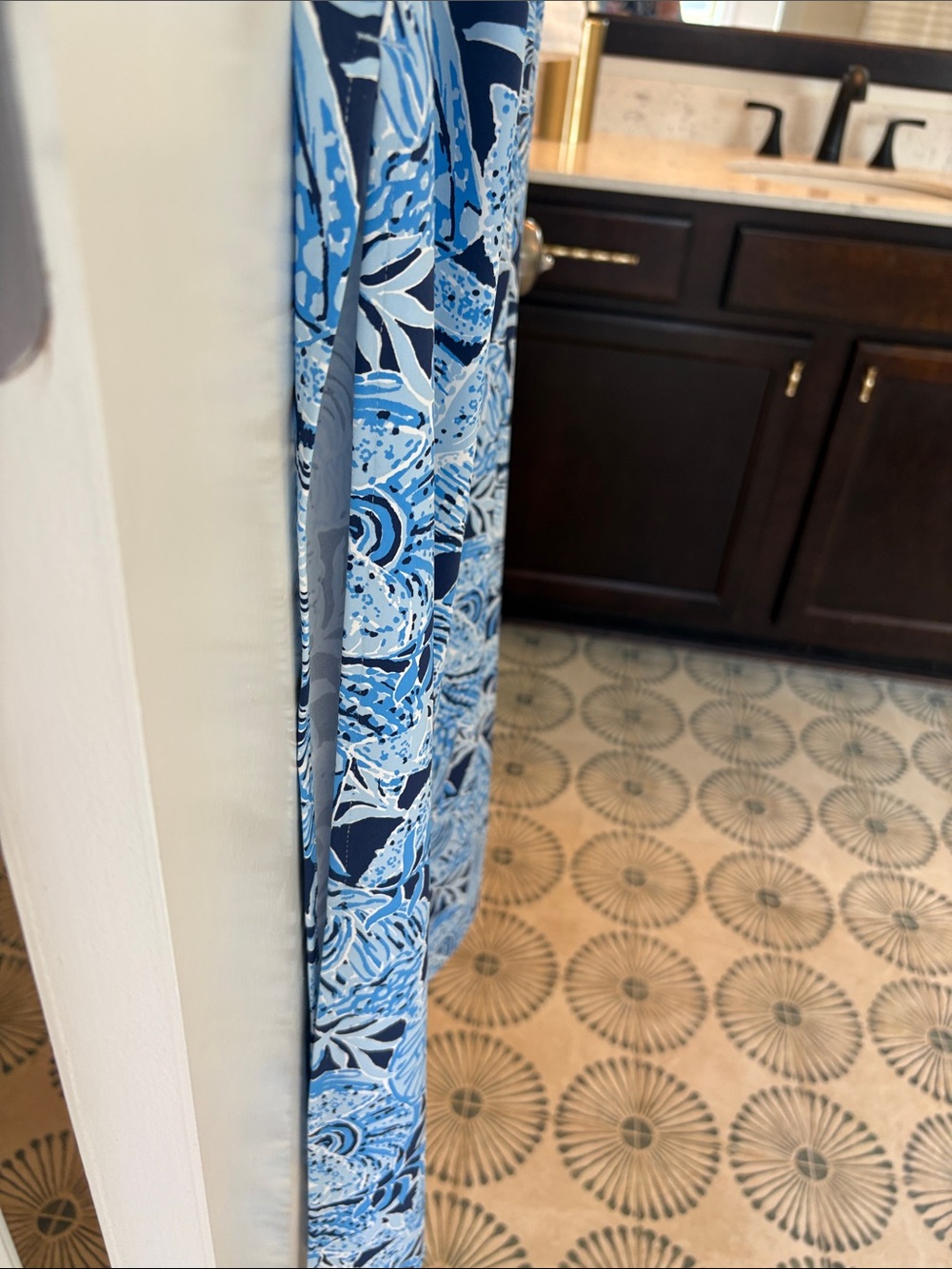 Lilly Pulitzer Blue and White Full Length Coverup - Picture 4 of 4